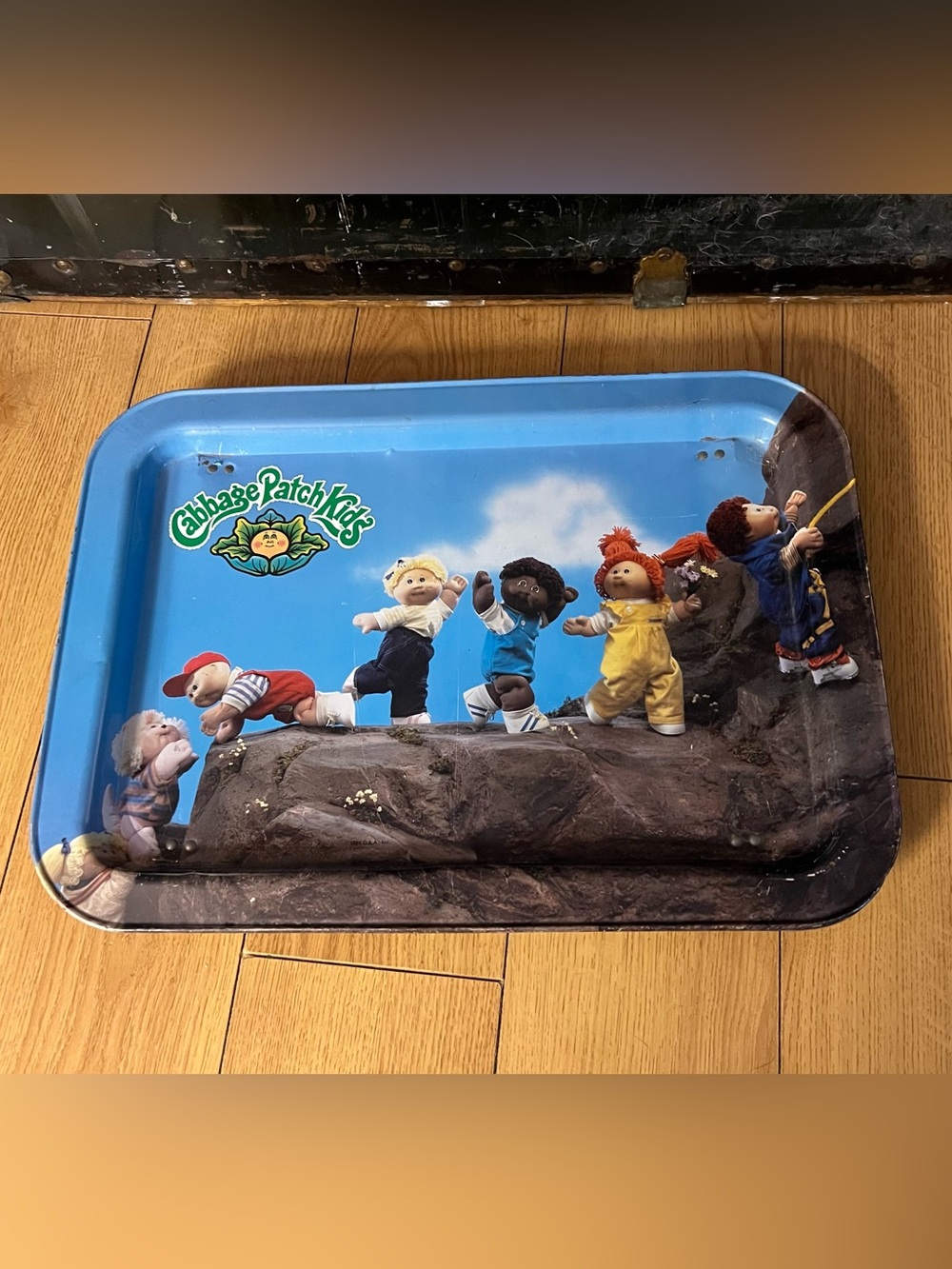 Vintage 1985 Cabbage Patch Kids Metal TV Lap Tray Mountain Climbing Retro 80s